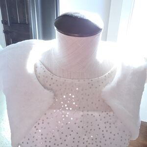 Jona Michelle White Faux Fur Bolero In Girls Size 10 Shrug Cape Jacket
